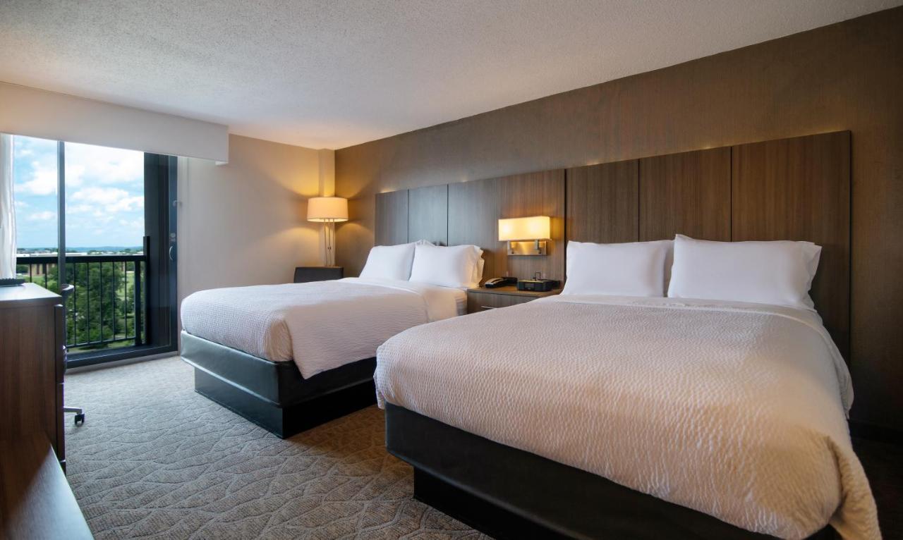 Holiday Inn Nashville - Vanderbilt - Dwtn By Ihg Exterior photo