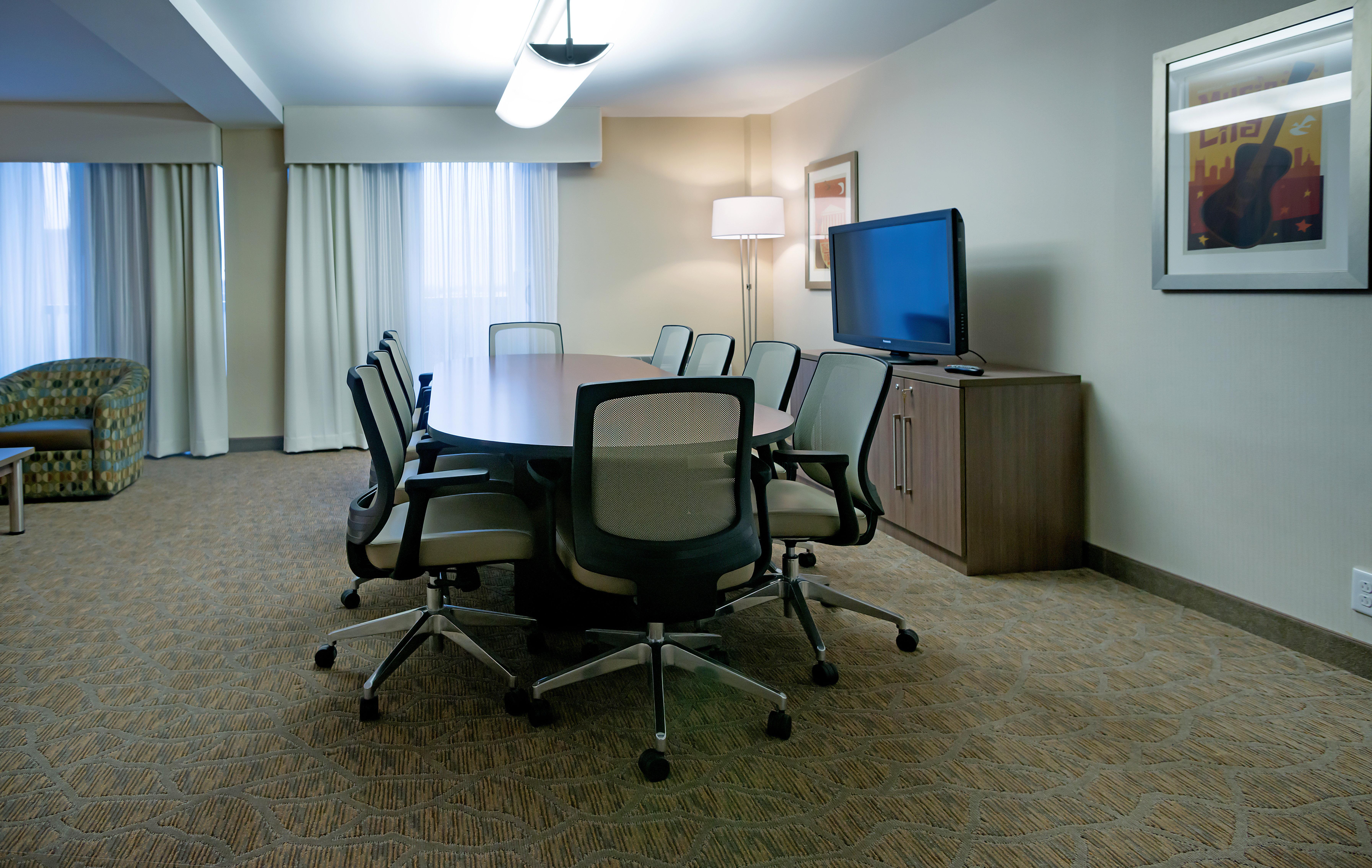 Holiday Inn Nashville - Vanderbilt - Dwtn By Ihg Exterior photo