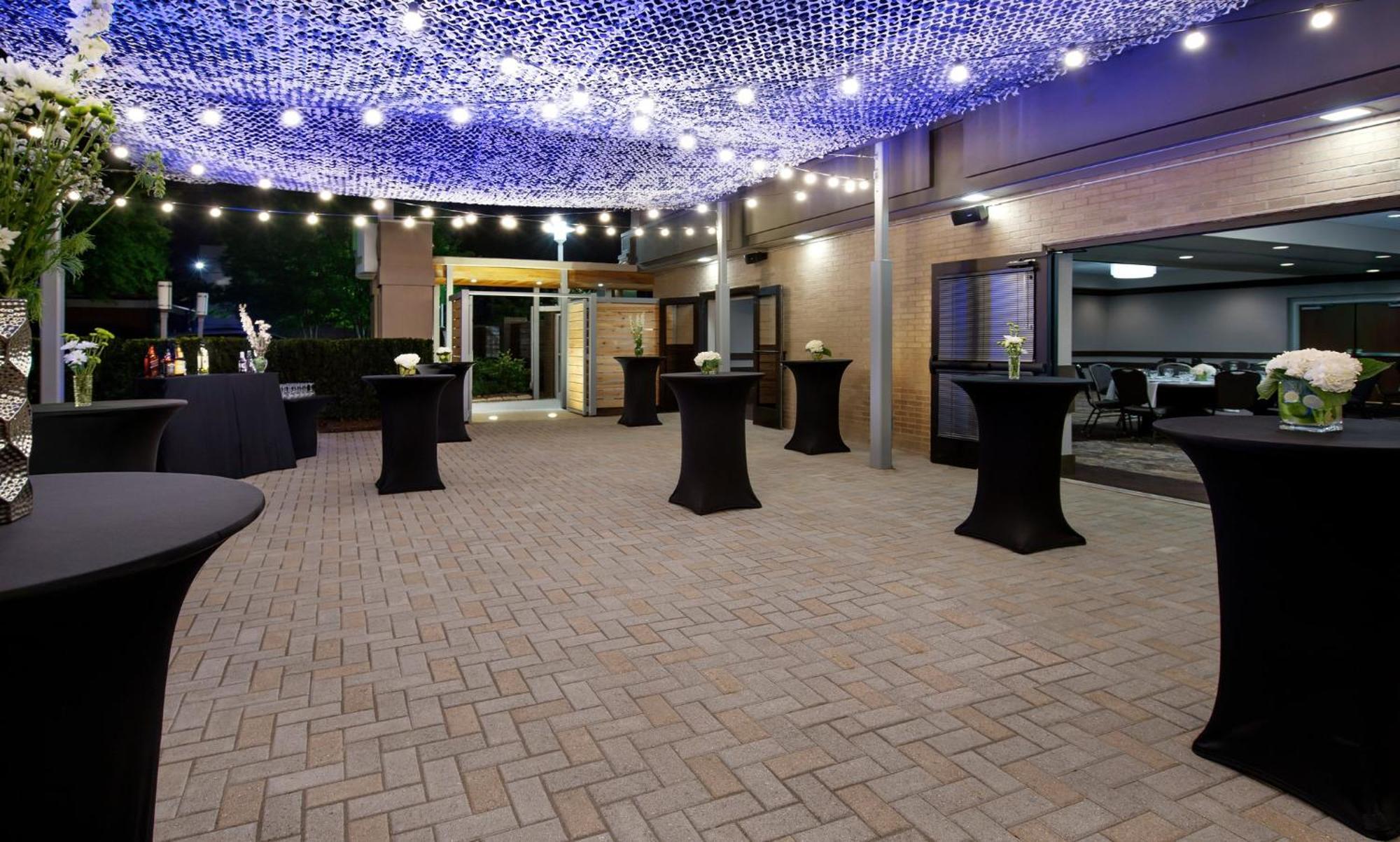 Holiday Inn Nashville - Vanderbilt - Dwtn By Ihg Exterior photo
