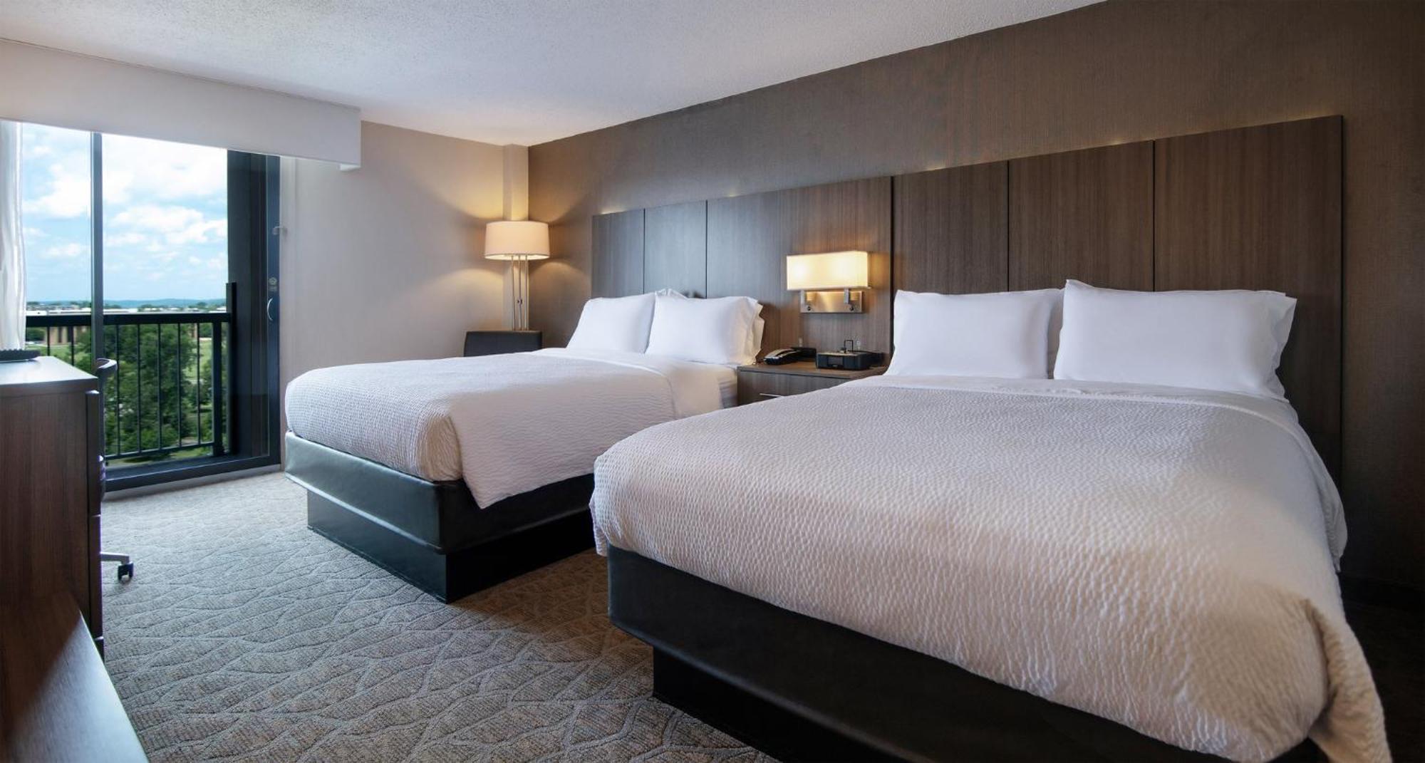 Holiday Inn Nashville - Vanderbilt - Dwtn By Ihg Exterior photo