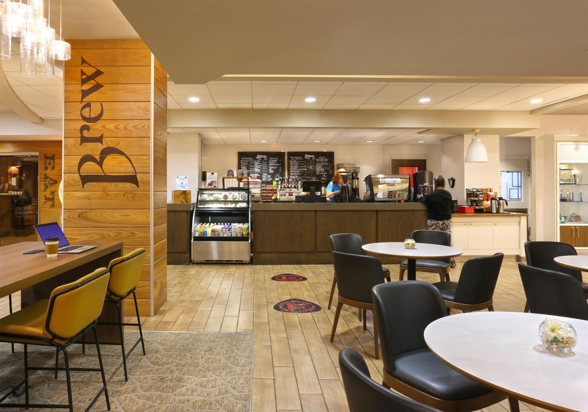 Holiday Inn Nashville - Vanderbilt - Dwtn By Ihg Exterior photo